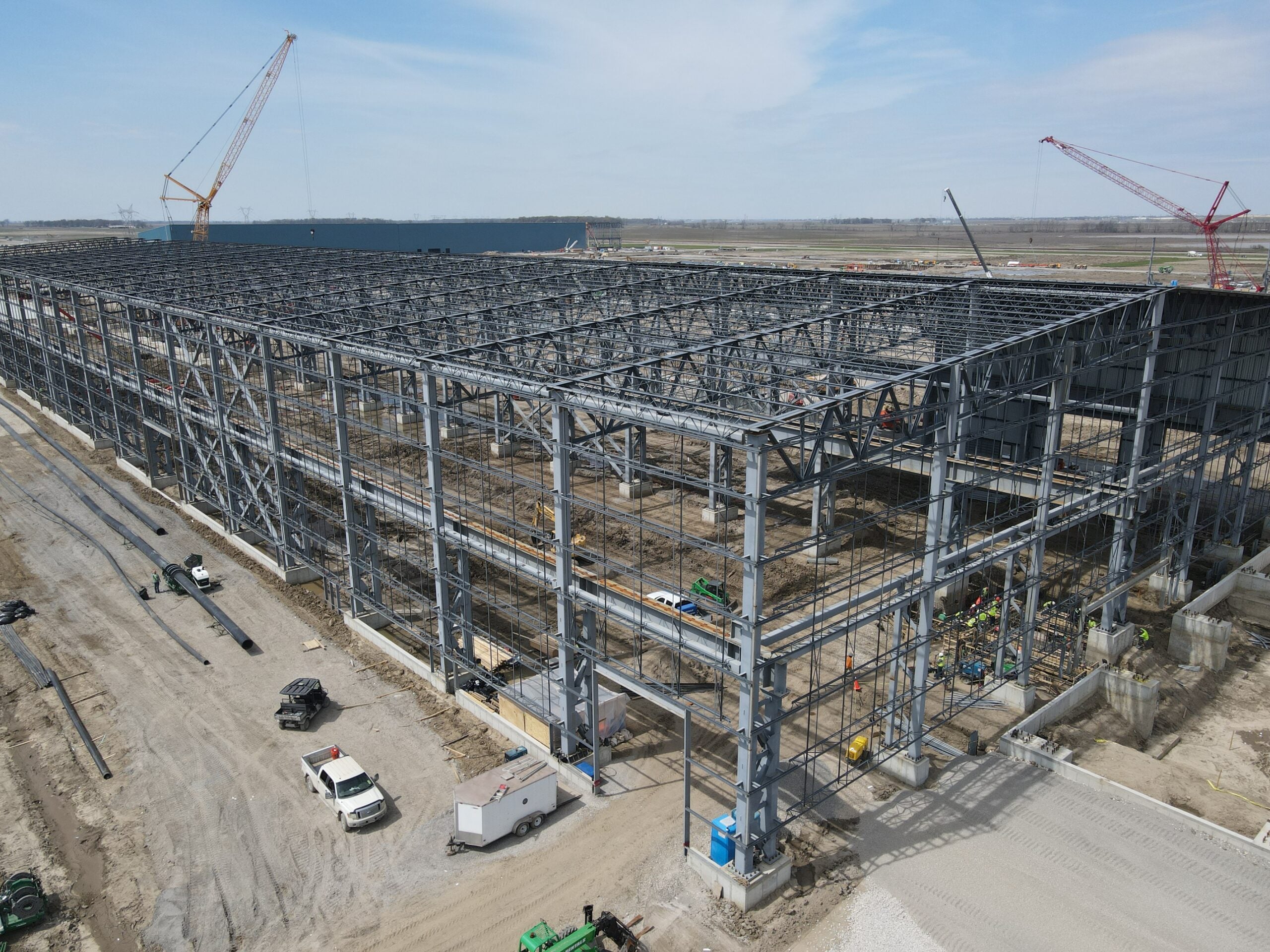 Large structure built with Jumbo HSS